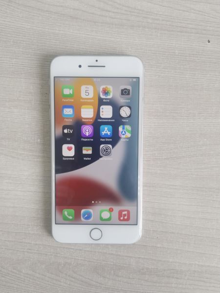 Купить Apple iPhone 7 Plus 128GB в Иркутск за 5800 руб.