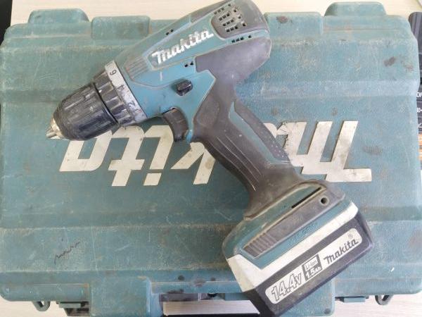 Купить Makita DF347D с СЗУ в Иркутск за 3700 руб.
