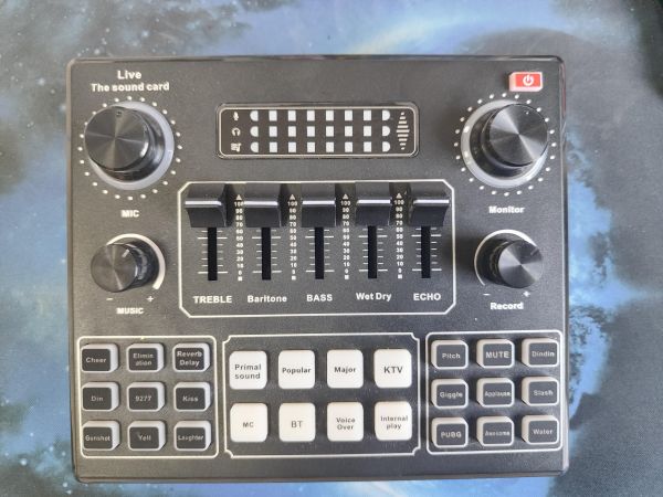 Купить Live Sound Card в Иркутск за 650 руб.