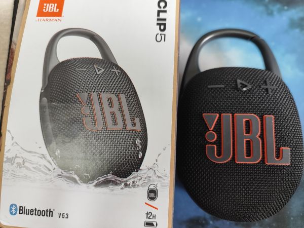Купить JBL CLIP5 в Иркутск за 3100 руб.