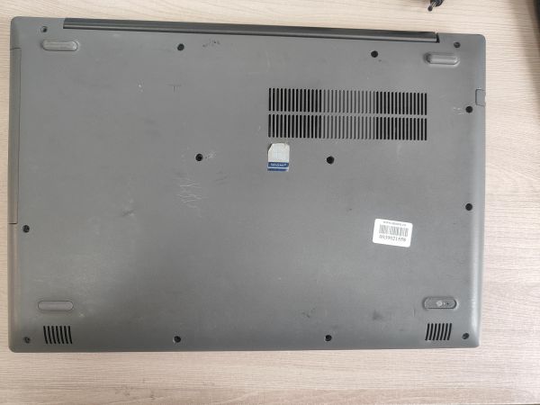 Купить Lenovo IdeaPad 320-15IKB 81BT004ERU (8GB/SSD 240 GB) в Иркутск за 17400 руб.
