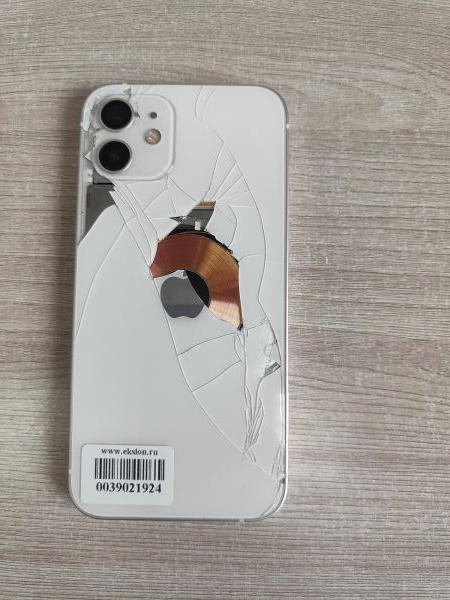 Купить Apple iPhone 12 128GB в Иркутск за 11100 руб.