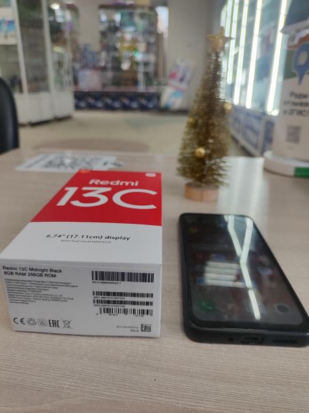 Купить Xiaomi Redmi 13C 8/256GB (23108RN04Y) Duos в Иркутск за 6500 руб.