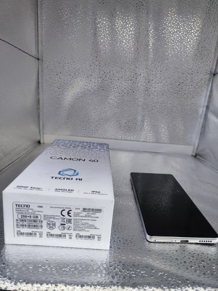 Купить TECNO Camon 40 8/256GB (CM5) Duos в Иркутск за 10700 руб.