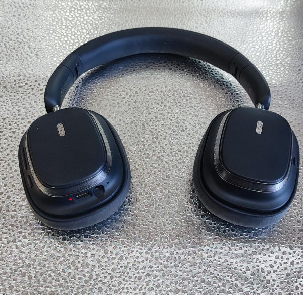 Купить Baseus Bowie 10 Max (PM111-A) в Иркутск за 2400 руб.