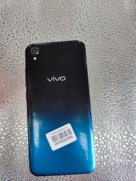 Купить Vivo Y91c 2/32GB (1820) Duos в Иркутск за 2000 руб.