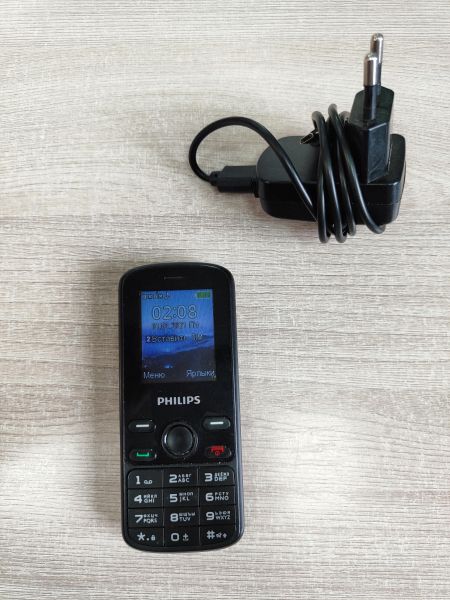 сотовый телефон Philips Xenium E111 Duos в Иркутск