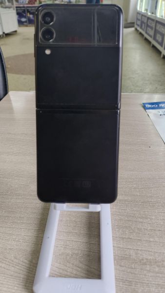 сотовый телефон Samsung Galaxy Z Flip 3 5G 8/256GB (F711B) в Иркутск