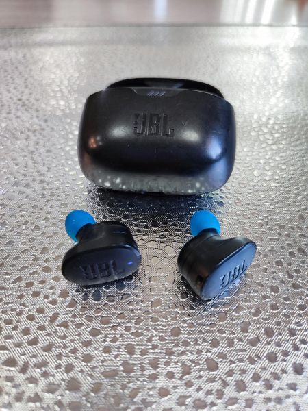 беспроводные наушники JBL Tune Buds в Иркутск