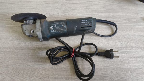 шлифмашина угловая сетевая Bosch GWS 660 Professional в Иркутск