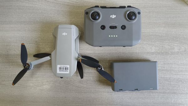 квадрокоптер и дрон DJI Mini 2 SE в Иркутск