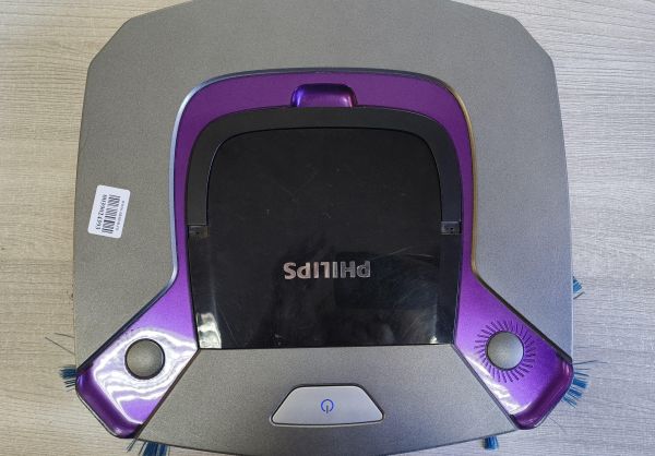 робот-пылесос Philips FC8796 с СЗУ в Иркутск