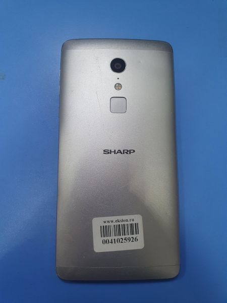 Купить Sharp Z2 4/32GB (FS8002) Duos в Иркутск за 2500 руб.