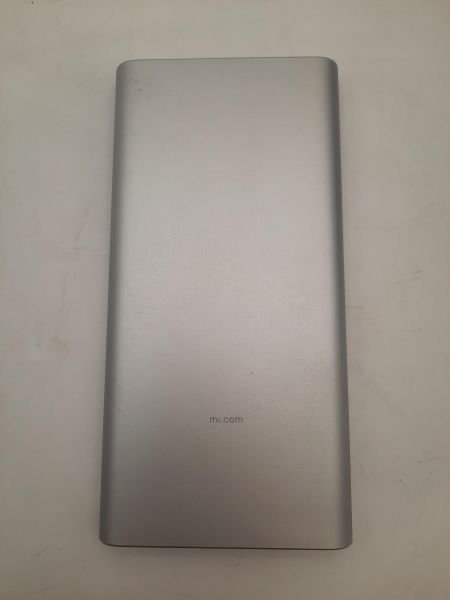 Купить Xiaomi Power Bank 3 (PB100DZM) в Иркутск за 549 руб.