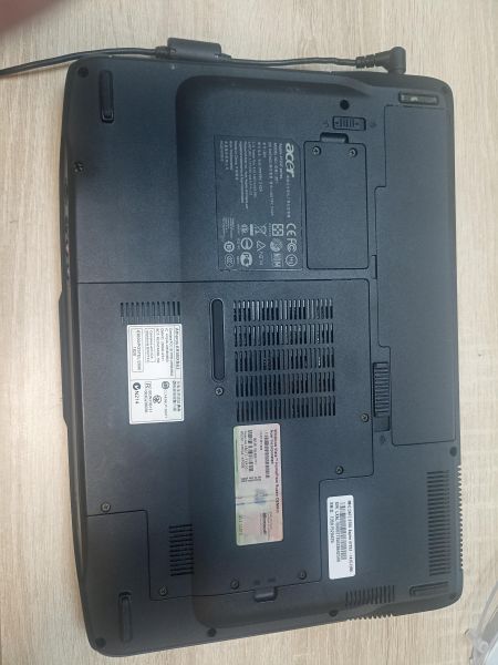 Купить Acer Aspire 4720Z-1A1G12Mi (RAM 2GB, HDD 100GB) в Иркутск за 2499 руб.