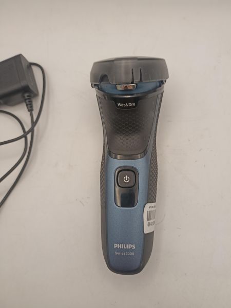 Купить Philips Series 3000 S3134 с СЗУ в Иркутск за 1799 руб.