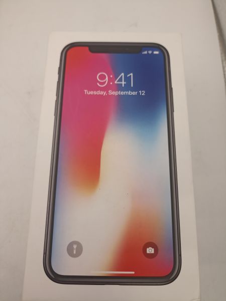 Купить Apple iPhone X 64GB в Иркутск за 11199 руб.