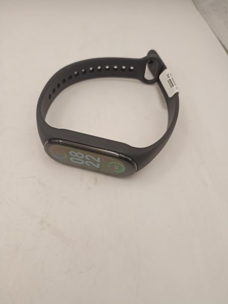 Купить Xiaomi Smart Band 7 (M2129B1) с СЗУ в Иркутск за 400 руб.