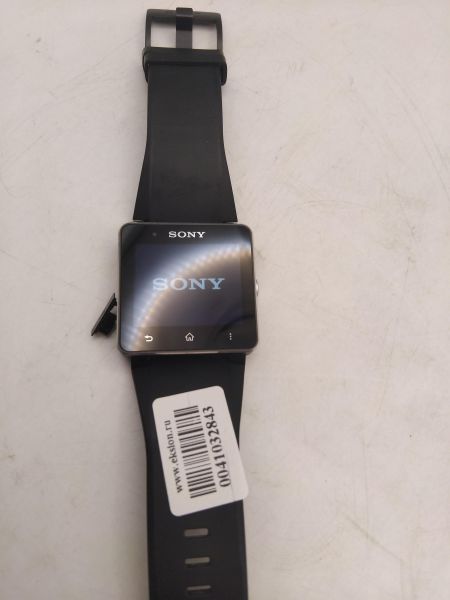 Купить Sony SmartWatch 2 SW2 (1275-2358) с СЗУ в Иркутск за 850 руб.