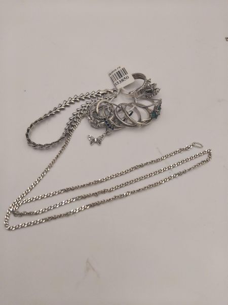 Купить Лом (Горсть) серебро 925 24,84g, вес изделия 27.56g в Иркутск за 1650 руб.