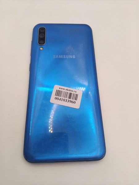 Купить Samsung Galaxy A50 2019 4/64GB (A505FN) Duos в Иркутск за 4000 руб.