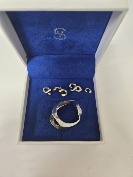 Купить Лом или горсть серебро 925 7,80g, вес изделия 7.8g в Иркутск за 750 руб.