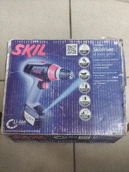 Купить Skil 2531 (F015253101) с СЗУ в Иркутск за 1400 руб.