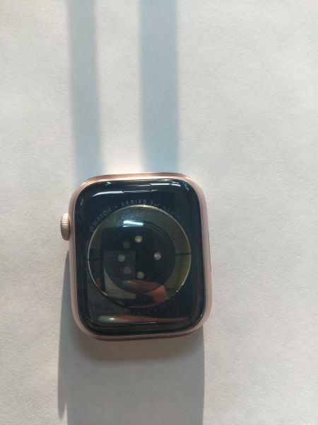 Купить Apple Watch Series 9 45mm (A2980) с СЗУ в Иркутск за 16000 руб.