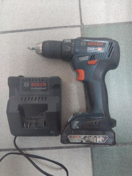 Купить Bosch GSR 18V-50 с СЗУ в Иркутск за 3600 руб.
