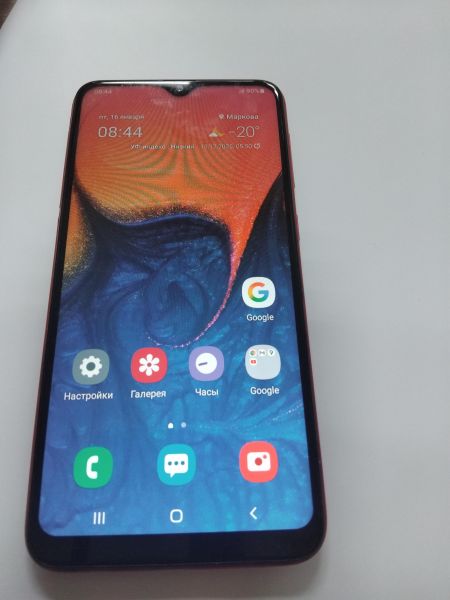 Купить Samsung Galaxy A10 2019 2/32GB (A105F) Duos в Иркутск за 2200 руб.