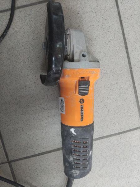 Купить ВИХРЬ УШМ-125/1100Э в Иркутск за 1200 руб.