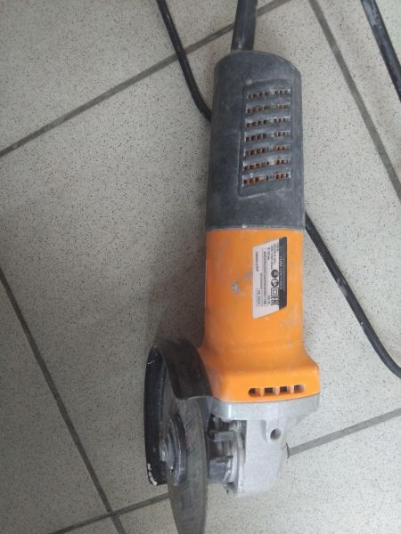 Купить ВИХРЬ УШМ-125/1100Э в Иркутск за 1200 руб.