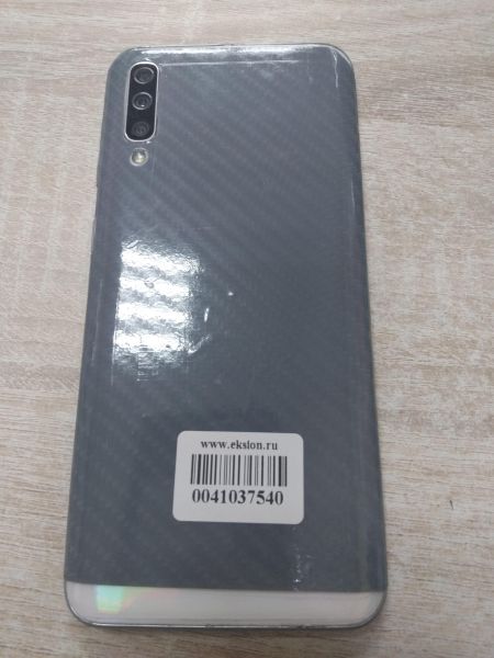 Купить Samsung Galaxy A50 2019 6/128GB (A505FM) Duos в Иркутск за 4200 руб.