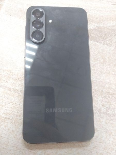 сотовый телефон Реплика Samsung Galaxy A56 12/256GB Duos в Иркутск