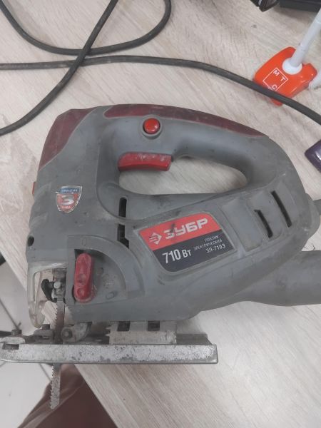 электролобзик ЗУБР ЗЛ-710Э в Иркутск