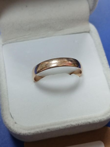 золотые кольца Кольцо золото 585 2,42g, вес изделия 2.42g, размер 20 в Иркутск
