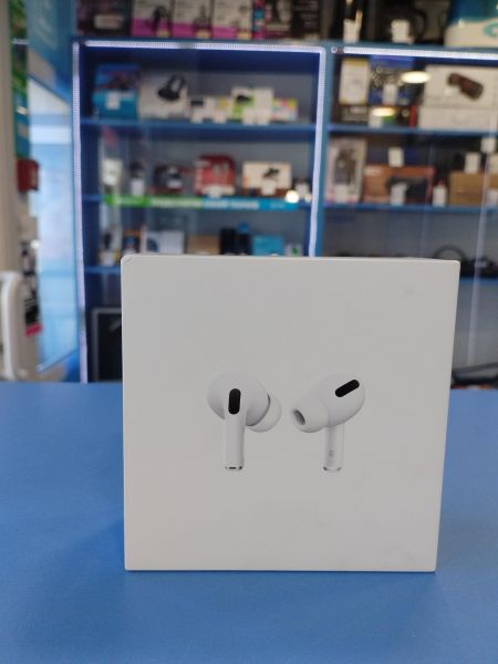 Купить Apple AirPods Pro (A2083, A2084) в Иркутск за 5799 руб.