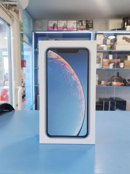 Купить Apple iPhone XR 64GB в Иркутск за 7549 руб.