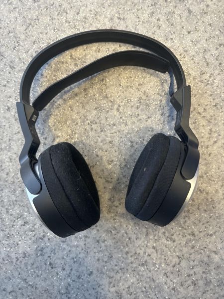 Купить Sony MDR-RF810R в Иркутск за 1099 руб.