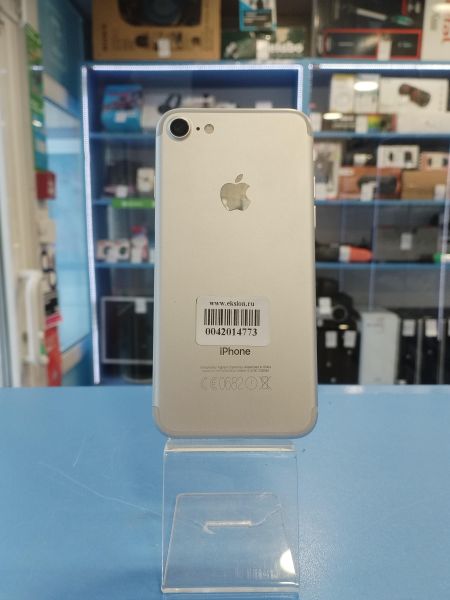 Купить Apple iPhone 7 32GB в Иркутск за 4699 руб.