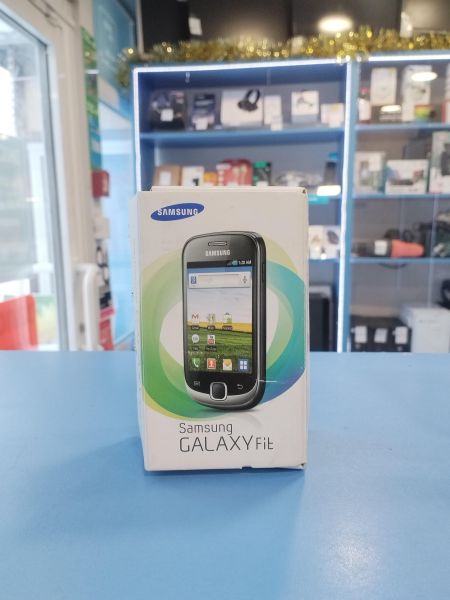 Купить Samsung Galaxy Fit (S5670) в Зима за 750 руб.