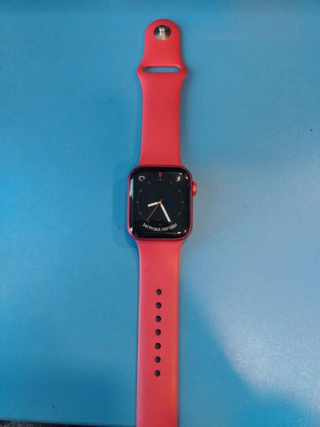 Купить Apple Watch Series 6 40mm (A2291) с СЗУ в Иркутск за 3800 руб.