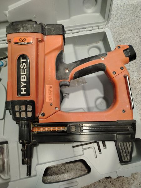 Купить Hybest GSR40 с СЗУ в Иркутск за 12300 руб.