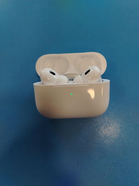 Купить Apple AirPods Pro 2 (как оригинал) (A2931, A2698, A2699, A3047, A3048, A3049) в Иркутск за 4800 руб.