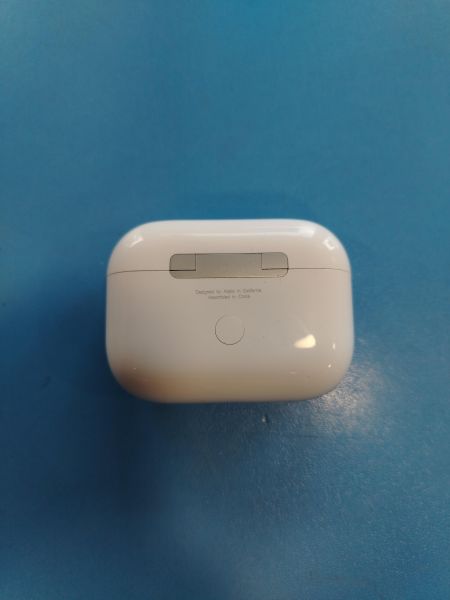 Купить Apple AirPods Pro 2 (как оригинал) (A2931, A2698, A2699, A3047, A3048, A3049) в Иркутск за 4800 руб.