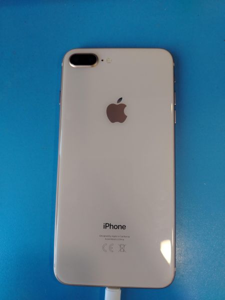 Купить Apple iPhone 8 Plus 64GB в Иркутск за 6600 руб.