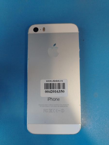 Купить Apple iPhone 5S 32GB в Иркутск за 2900 руб.