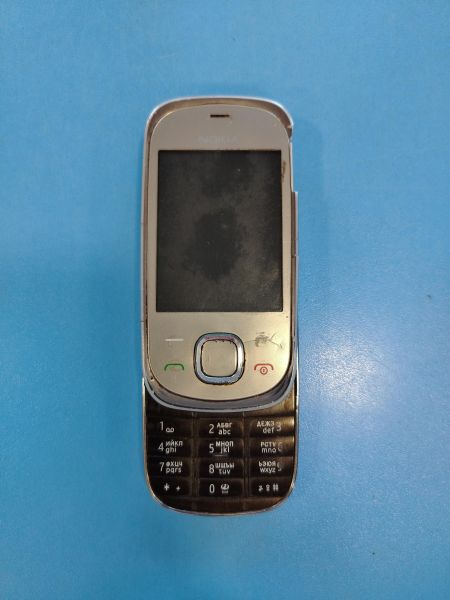 Купить Nokia 7230 (RM-604) в Иркутск за 650 руб.