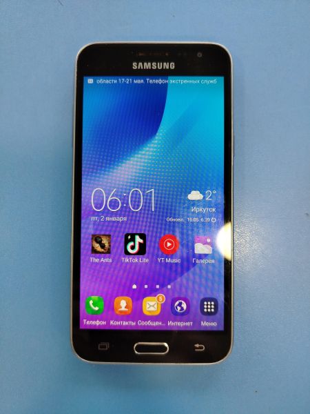 Купить Samsung Galaxy J3 2016 (J320FN) в Иркутск за 1200 руб.