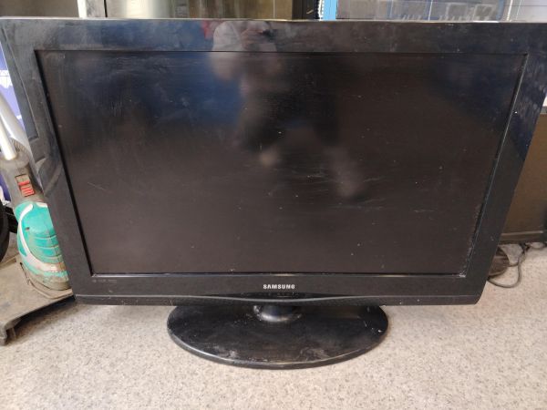 Купить Samsung LE32C350D1W в Иркутск за 4300 руб.